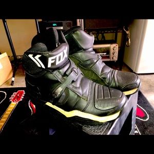 Motorcycle boots